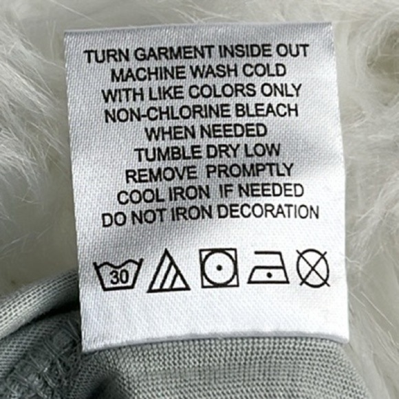 🆕Vinylicons Graphic Tank Top Radiate Peace Joy Love V-Neck Smiley Faces XS - Picture 10 of 12